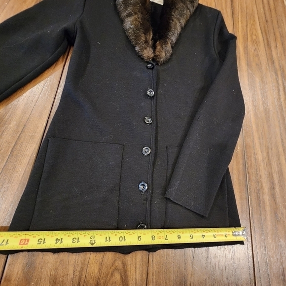 La maison de la fausse fourrure black wool fur Button Up Glam cardigan S - Picture 8 of 14